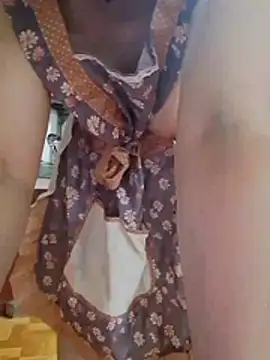 LiilyZi online show from April 2026 02:51:02 AM