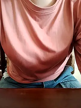 LiilyZi online show from March 2026 01:46:01 AM