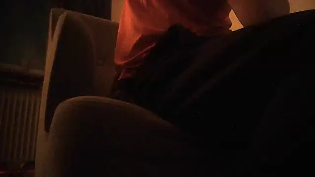 Tommyzzzzzz online show from November 2025 03:34:01 PM