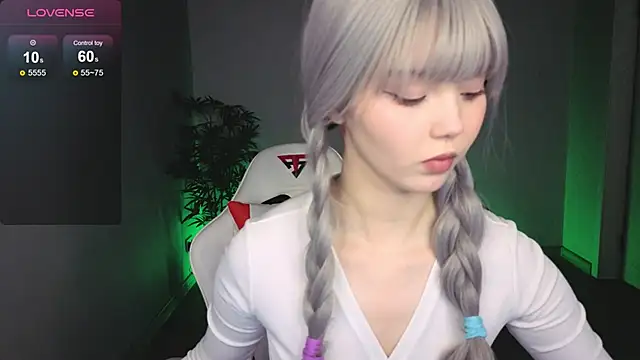 PONKY PINKY online show from May 2026 02:36:01 AM