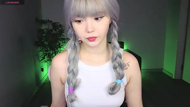 PONKY PINKY online show from May 2026 03:43:02 AM