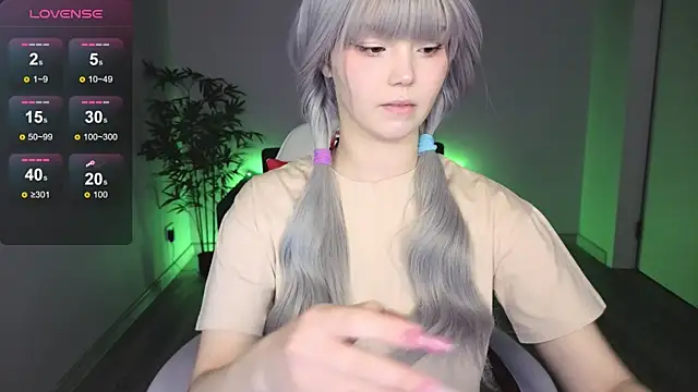 PONKY PINKY online show from April 2026 02:49:02 AM