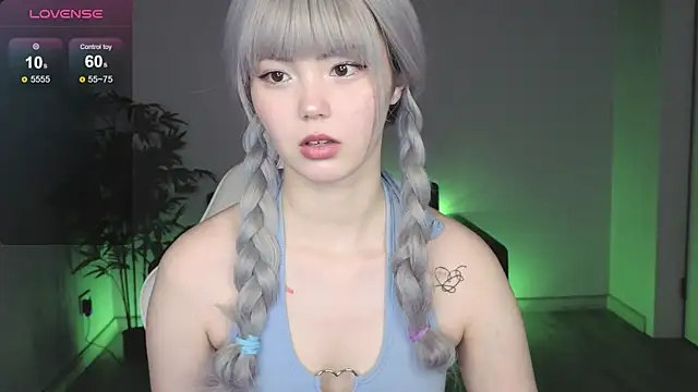 PONKY PINKY online show from April 2026 02:03:02 AM