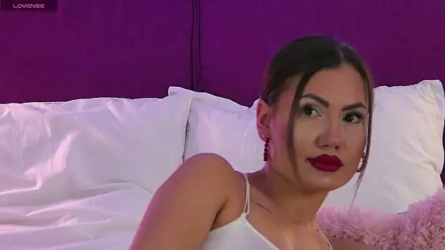 CellineHudson online show from February 2026 09:28:02 PM