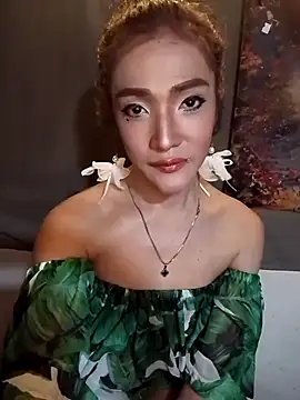 Snapshot of GeorginaLove09 chatting on June 2026 01:38:01 PM GeorginaLove09 online show from June 2026 01:38:01 PM