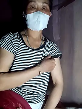 witch-xx online show from April 2026 04:24:02 PM