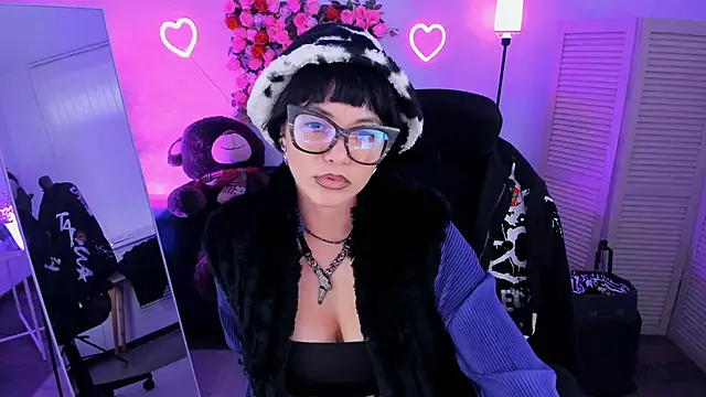 NeoGeisha online show from April 2026 01:13:02 PM
