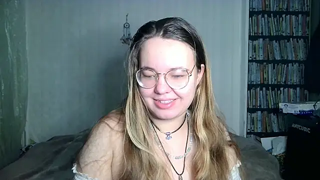 Helen foxygirl online show from February 2026 12:19:02 AM