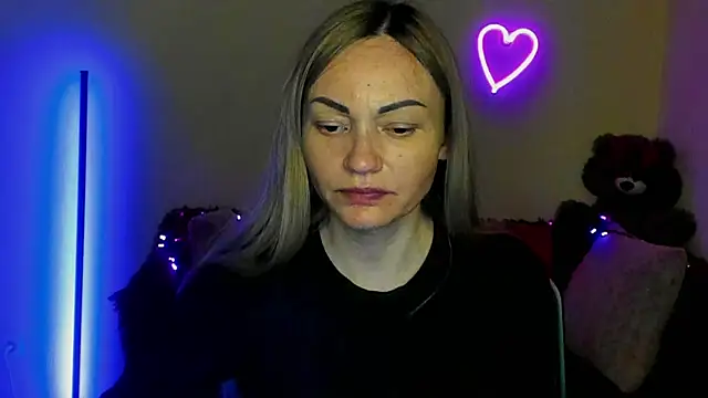 BlondMikey22 online show from May 2026 11:24:01 AM