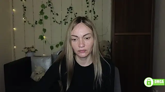 BlondMikey22 online show from May 2026 11:25:02 AM