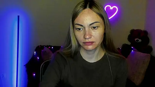 BlondMikey22 online show from May 2026 11:25:02 AM