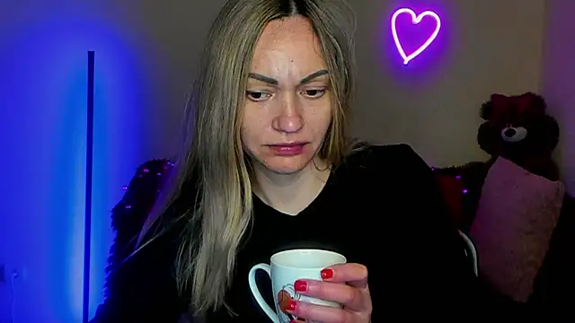 BlondMikey22 online show from April 2026 05:30:01 PM