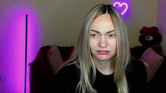 BlondMikey22 online show from April 2026 05:25:01 PM