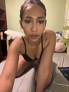 lyla luv online show from February 2026 11:53:02 AM