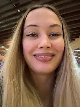 Snapshot of blonde_exe chatting on February 2026 03:12:02 PM blonde exe online show from February 2026 03:12:02 PM