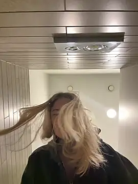 blonde exe online show from March 2026 01:36:01 PM