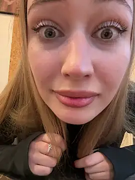 blonde exe online show from March 2026 03:55:02 PM