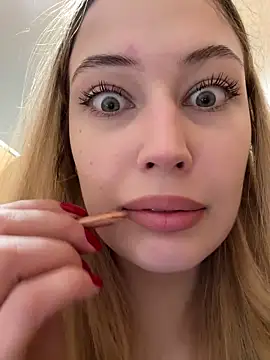 blonde exe online show from March 2026 02:07:01 PM