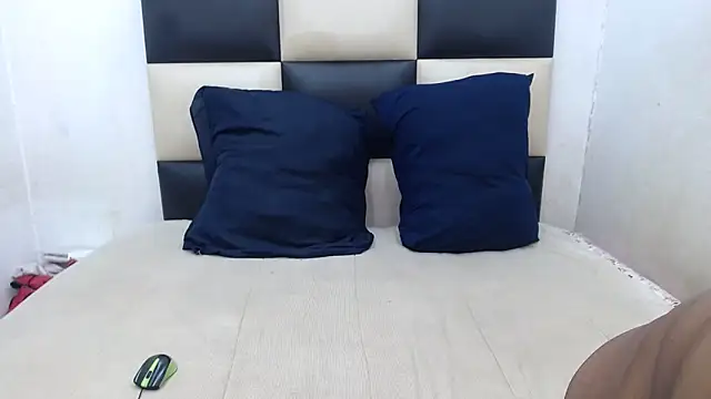 MatureTemptress online show from March 2026 05:28:02 PM