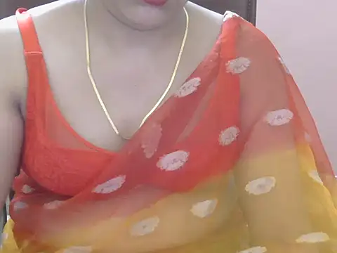 Cute Sheetal online show from May 2026 01:25:01 PM