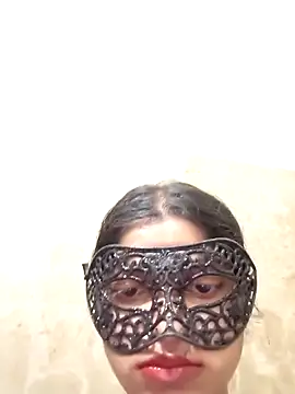 Heena rani online show from April 2026 03:38:02 PM