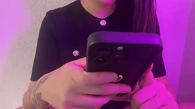 Ravenna05 online show from February 2026 10:26:01 AM