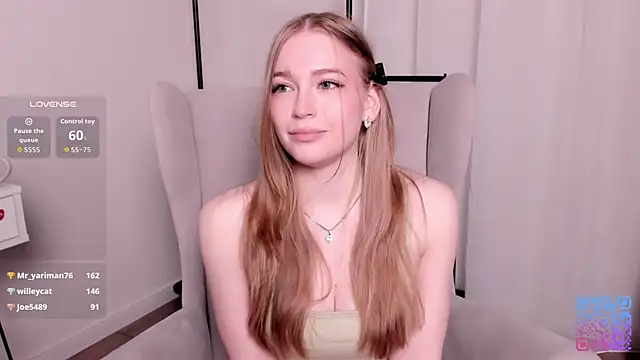 RowenaIanniello online show from March 2026 11:39:02 PM