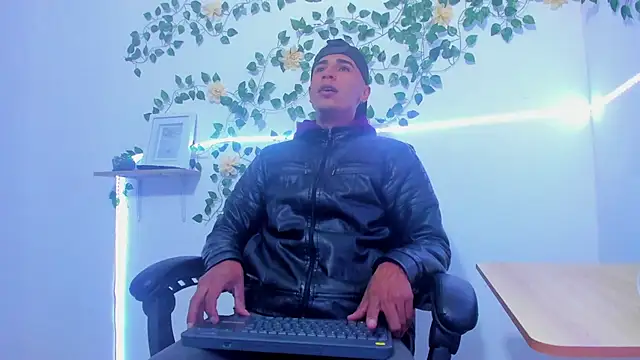 Andrey santamaria online show from February 2026 02:39:02 PM