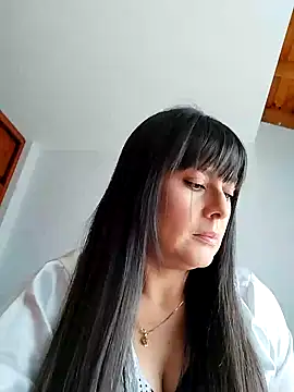 Snapshot of Lyonette_reading1 chatting on February 2026 02:13:02 PM Lyonette reading1 online show from February 2026 02:13:02 PM