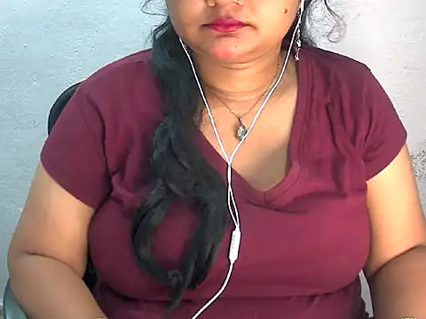 Snapshot of Saniya_K2 chatting on June 2026 05:23:02 PM Saniya K2 online show from June 2026 05:23:02 PM