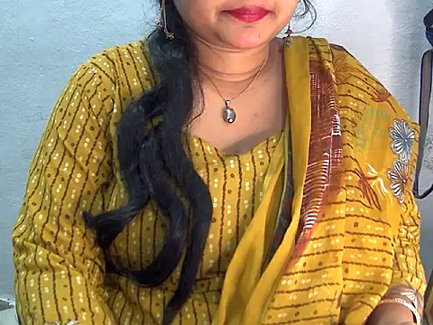 Snapshot of Saniya_K2 chatting on May 2026 03:48:01 PM Saniya K2 online show from May 2026 03:48:01 PM