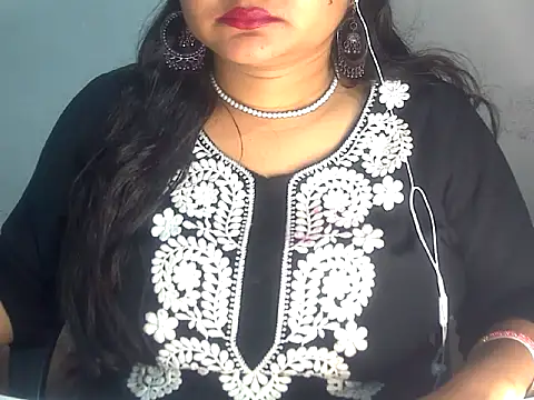 Saniya K2 online show from March 2026 06:04:02 PM