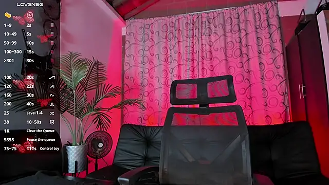 mia graf online show from February 2026 05:07:01 AM