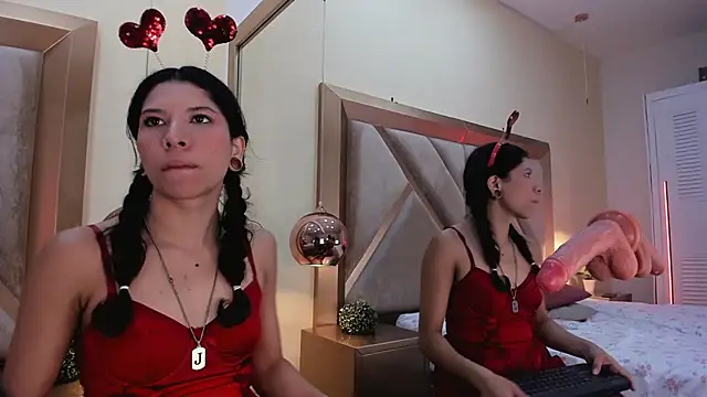 melanyvelvelt X online show from February 2026 05:16:02 AM