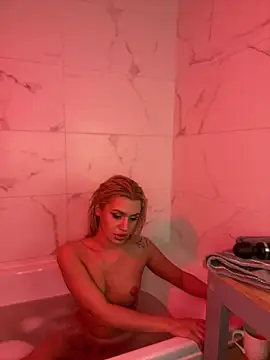 NayaBliss online show from April 2026 07:58:02 PM