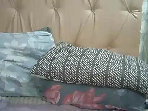 Ladyxx21 online show from February 2026 12:32:02 AM