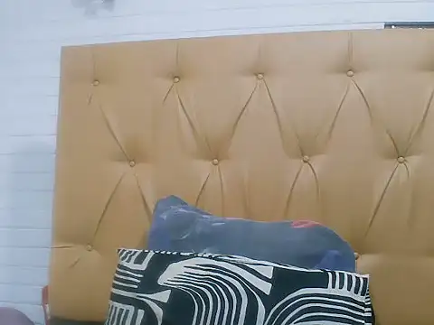 Ladyxx21 online show from February 2026 07:20:01 AM