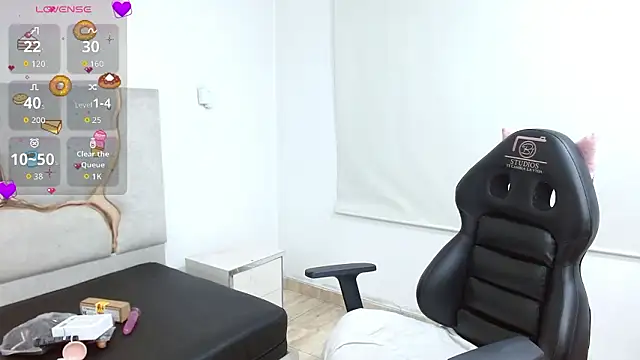 Snapshot of Sashaa_tay chatting on February 2026 07:35:02 PM Sashaa tay online show from February 2026 07:35:02 PM