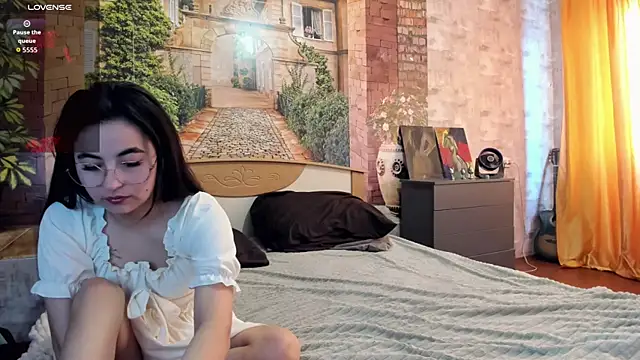  littleangie  online show from April 2026 01:46:02 AM