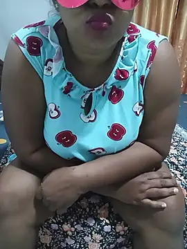 Snapshot of Dini_40 chatting on June 2026 01:34:01 PM Dini 40 online show from June 2026 01:34:01 PM