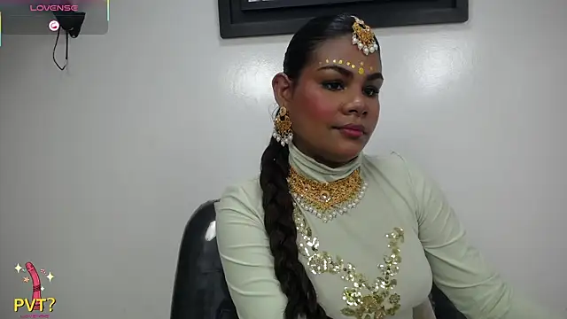 Snapshot of yaazhinii chatting on April 2026 11:39:01 AM yaazhinii online show from April 2026 11:39:01 AM