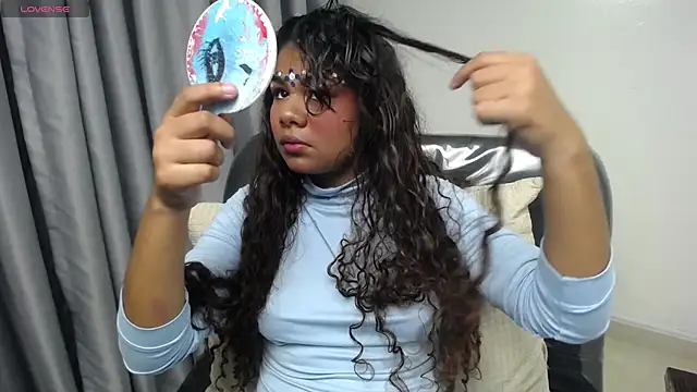 Snapshot of yaazhinii chatting on March 2026 11:54:02 AM yaazhinii online show from March 2026 11:54:02 AM