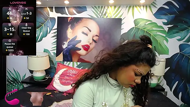 Snapshot of yaazhinii chatting on March 2026 11:42:01 AM yaazhinii online show from March 2026 11:42:01 AM