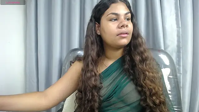 Snapshot of yaazhinii chatting on June 2026 11:54:02 AM yaazhinii online show from June 2026 11:54:02 AM