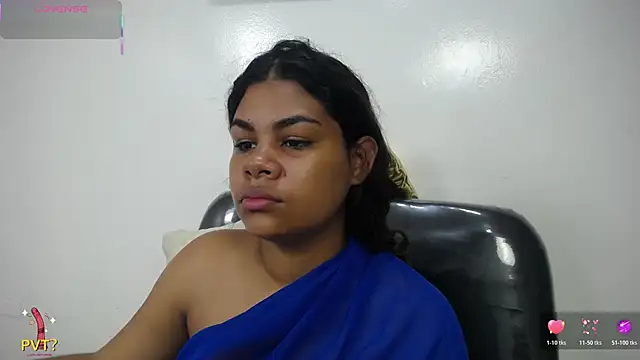 Snapshot of yaazhinii chatting on May 2026 11:40:01 AM yaazhinii online show from May 2026 11:40:01 AM