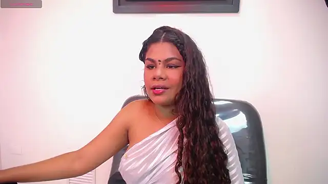 Snapshot of yaazhinii chatting on March 2026 11:47:02 AM yaazhinii online show from March 2026 11:47:02 AM