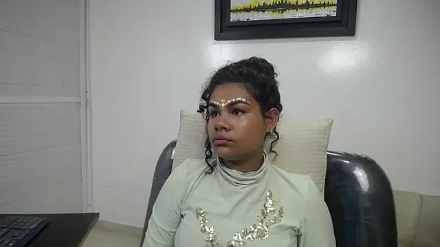 Snapshot of yaazhinii chatting on March 2026 11:55:02 AM yaazhinii online show from March 2026 11:55:02 AM