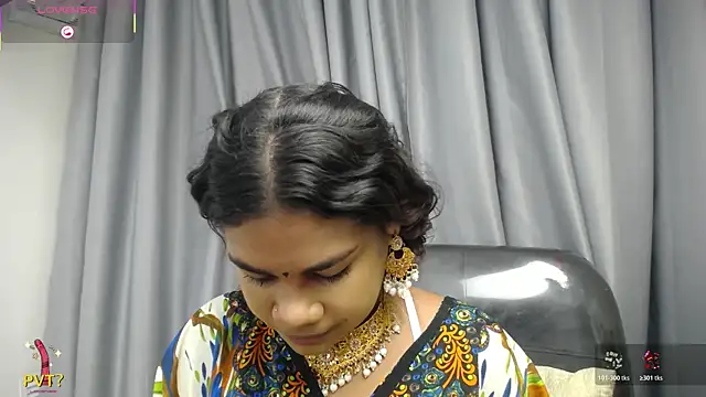 Snapshot of yaazhinii chatting on May 2026 11:47:02 AM yaazhinii online show from May 2026 11:47:02 AM