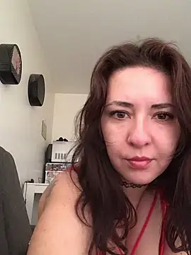 Yuliastar online show from March 2026 01:39:01 PM