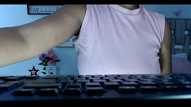 Aantoniaa brown27 online show from February 2026 01:33:02 PM